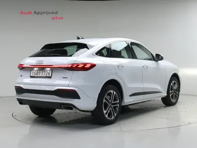 Audi Q5 2025, 1575 км, за 37703.95 USD