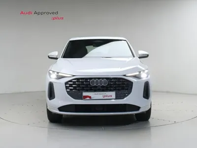 Audi Q5 2025, 1575 км, за 37703.95 USD