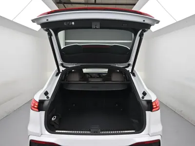Audi Q5 2025, 1575 км, за 37703.95 USD - фото 20