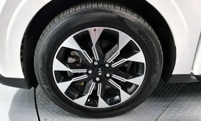 Kia Canival 2021, 77032 км, за 20846.92 USD