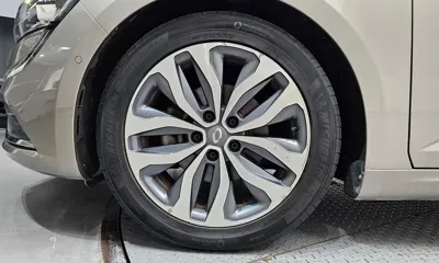 Renault-KoreaSamsung SM6 2016, 68166 км, за 5054.48 USD