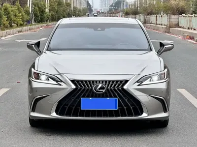 Lexus ES 2024, 38000 км, за 38217.82 USD