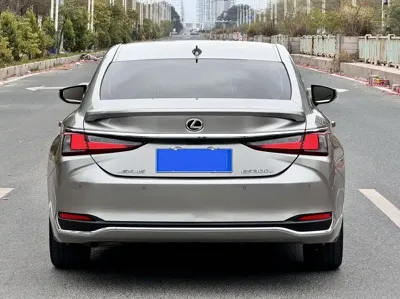 Lexus ES 2024, 38000 км, за 38217.82 USD - фото 8