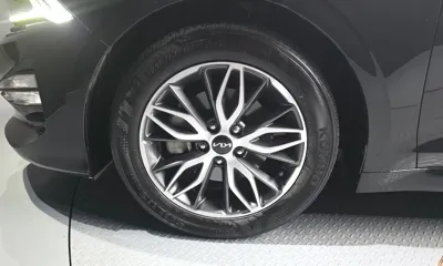 Kia K5 2023, 65874 км, за 15504.89 USD