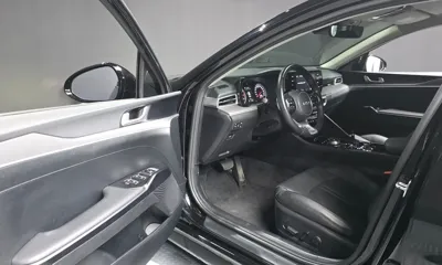 Kia K5 2023, 65874 км, за 15504.89 USD - фото 10