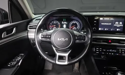 Kia K5 2023, 65874 км, за 15504.89 USD - фото 13