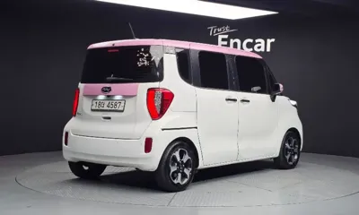 Kia Ray 2012, 179330 км, за 2732.24 USD