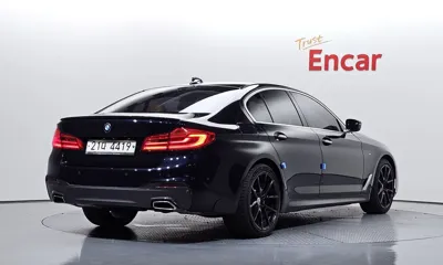 BMW 5-Series 2018, 121798 км, за 13981.88 USD