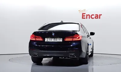 BMW 5-Series 2018, 121798 км, за 13981.88 USD