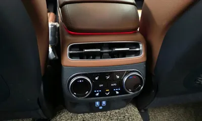 Genesis GV70 2022, 56148 км, за 25768.08 USD - фото 18