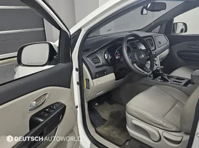 Kia Canival 2019, 167157 км, за 6475.06 USD - фото 11