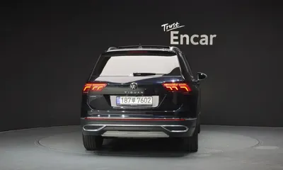 Volkswagen Tiguan 2023, 41408 км, за 17516.44 USD