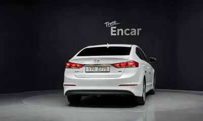 Hyundai Avante 2017, 156392 км, за 5016.29 USD