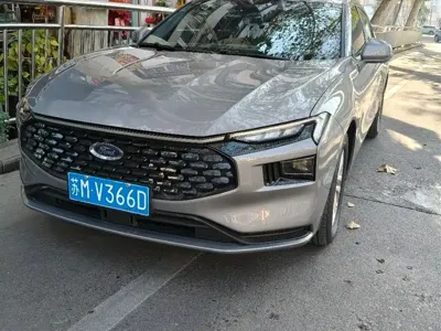 Ford Mondeo 2024, 9000 км, за 15470.97 USD