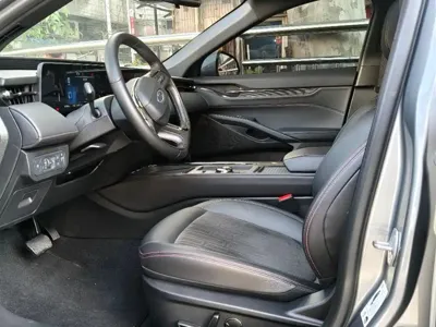 Ford Mondeo 2024, 9000 км, за 15470.97 USD