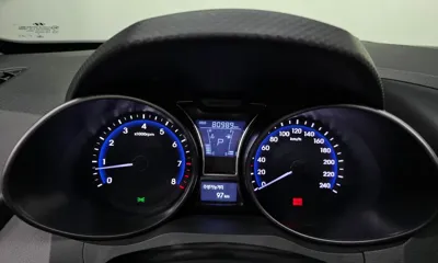 Hyundai Veloster 2014, 80989 км, за 4561.08 USD - фото 8