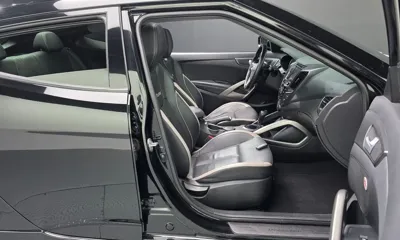 Hyundai Veloster 2014, 80989 км, за 4561.08 USD - фото 26