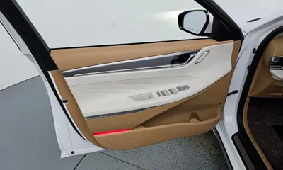 Hyundai Grandeur 2021, 54288 км, за 18827.37 USD - фото 24