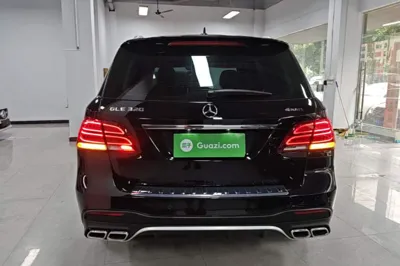 Mercedes-Benz GLE 2017, 145600 км, за 23520 USD