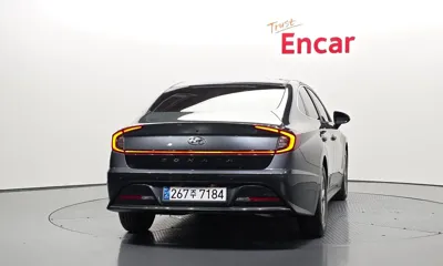 Hyundai Sonata 2022, 110180 км, за 8403.91 USD