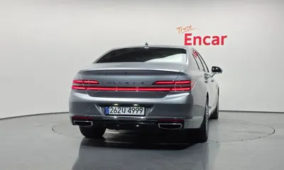 Genesis G90 2019, 48325 км, за 23446.27 USD