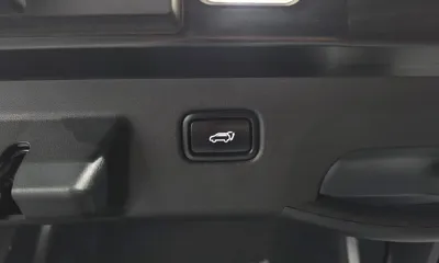 Kia EV6 2023, 48982 км, за 23077.41 USD - фото 20
