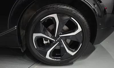Kia EV6 2023, 48982 км, за 23077.41 USD - фото 21