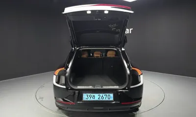 Kia EV6 2023, 48982 км, за 23077.41 USD - фото 35