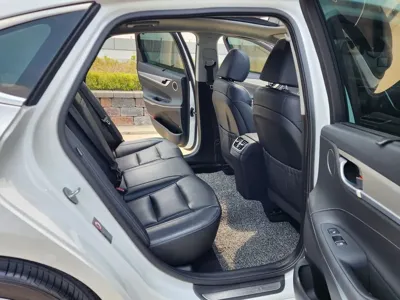 Hyundai Grandeur 2019, 61344 км, за 12669.03 USD - фото 11