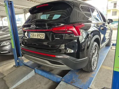 Hyundai Santafe 2022, 112884 км, за 14113.17 USD