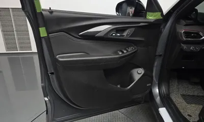 ChevroletGMDaewoo Trailblazer 2022, 47591 км, за 20999.08 USD - фото 24
