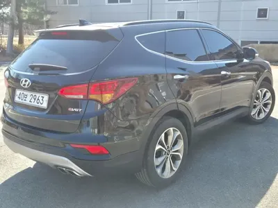 Hyundai Santafe 2016, 186112 км, за 5185.77 USD