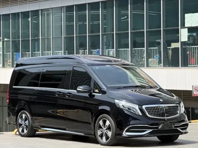 Mercedes-Benz V-Class 2023, 42000 км, за 58397.16 USD