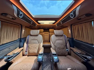 Mercedes-Benz V-Class 2023, 42000 км, за 58115.02 USD - фото 15