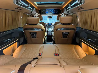 Mercedes-Benz V-Class 2023, 42000 км, за 58115.02 USD - фото 18