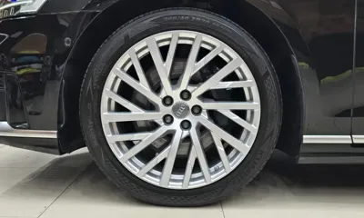 Audi A8 2020, 80637 км, за 33827.77 USD - фото 6