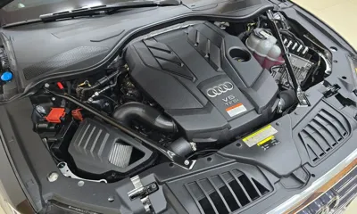 Audi A8 2020, 80637 км, за 33827.77 USD - фото 7