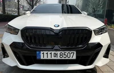 BMW 5-Series · 2026 год