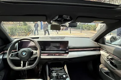 BMW 5-Series 2026, 1100 км, за 24683.08 USD - фото 6