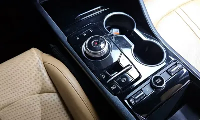 Kia K5 2021, 112653 км, за 12994.86 USD - фото 9