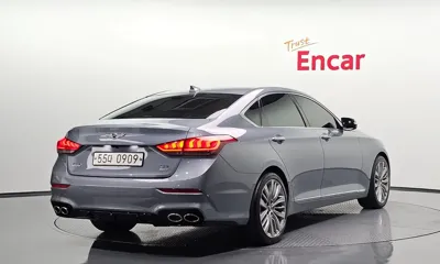Hyundai Genesis 2016, 109561 км, за 6840.39 USD