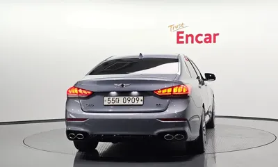 Hyundai Genesis 2016, 109561 км, за 6840.39 USD
