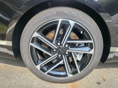 Genesis G80 2026, 2050 км, за 24695.34 USD