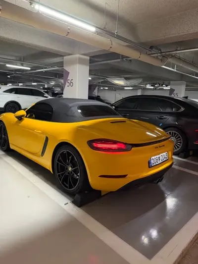 Porsche 718 2018, 49000 км, за 35381.38 USD