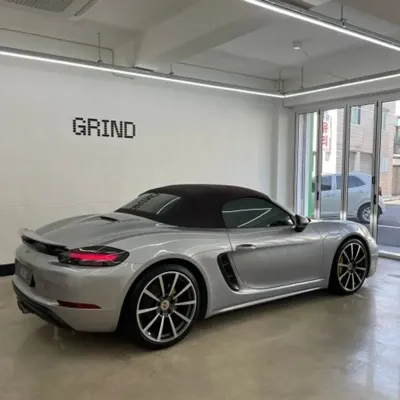 Porsche 718 2018, 49000 км, за 35381.38 USD - фото 8