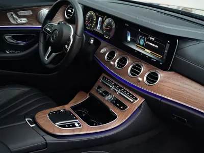 Mercedes-Benz E-Class 2020, 40000 км, за 33224.64 USD - фото 11