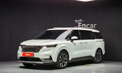 Kia Canival · 2023 год