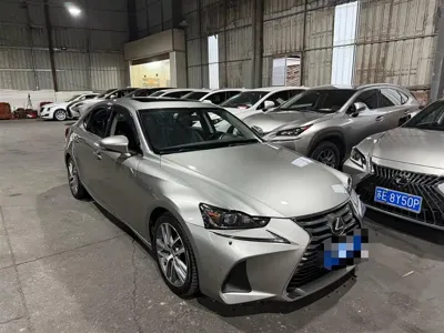 Lexus IS 2020, 130000 км, за 14419.97 USD