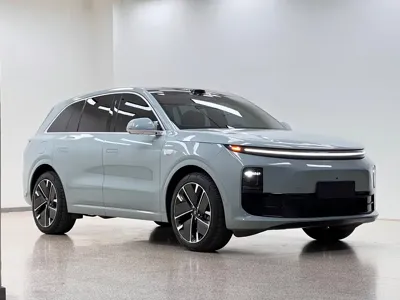 Li Auto Li L6 2025, 29100 км, за 28181.4 USD