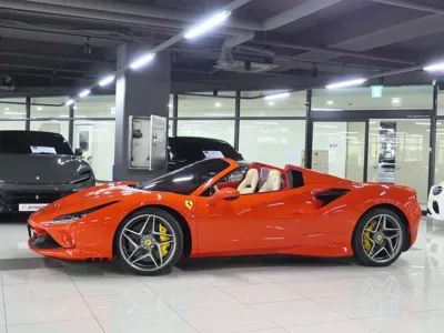 Ferrari F8 2022, 1600 км, за 266327.95 USD